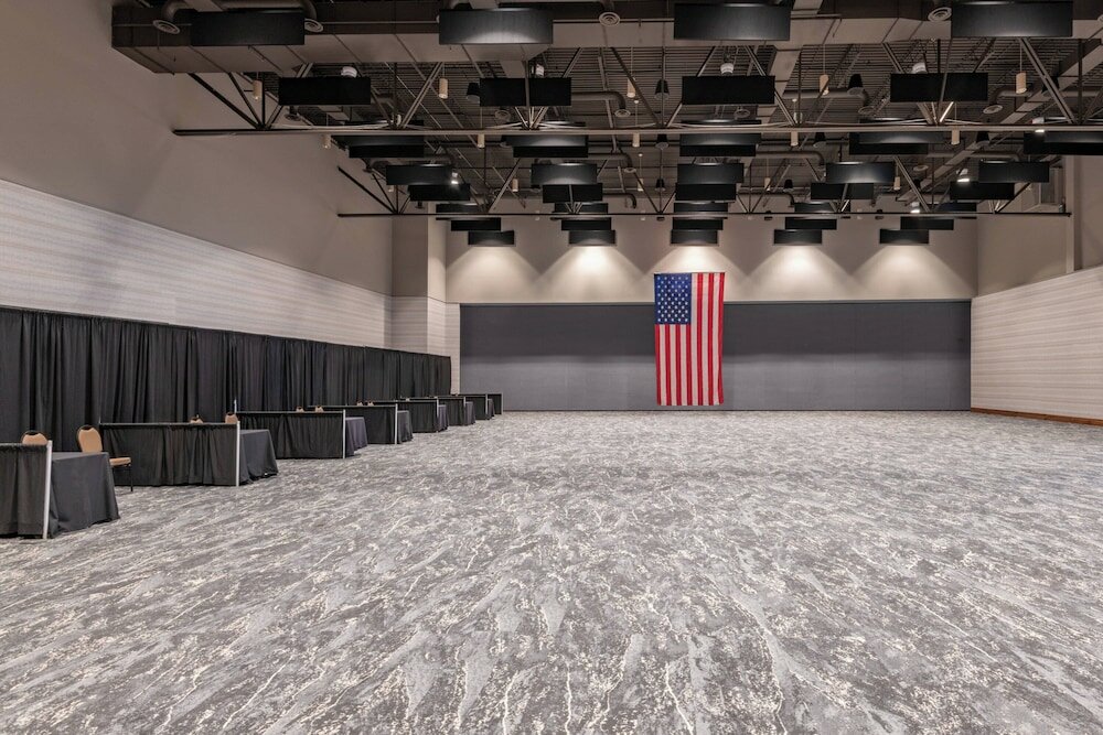 Фото Marriott Madison West