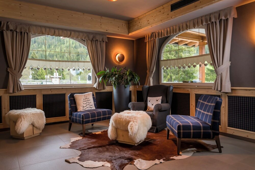 Фото X Alp Hotel