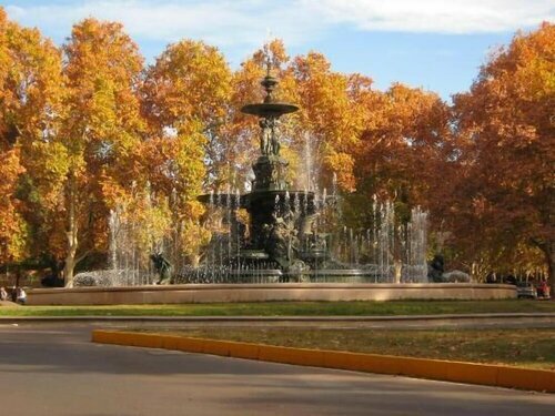 Гостиница Crillon Mendoza в Мендосе