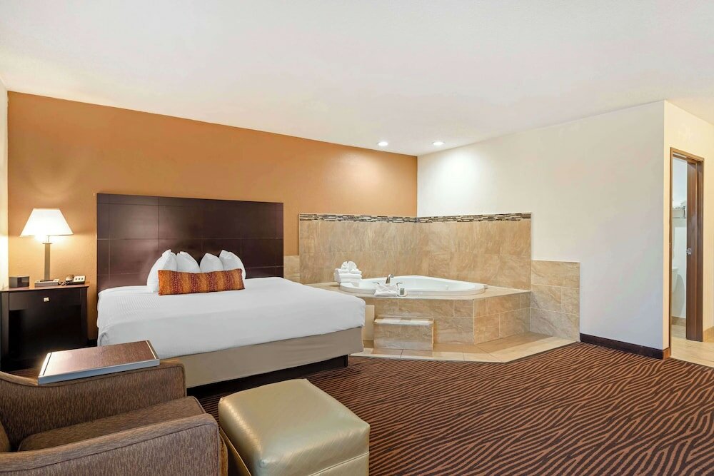 Фото Best Western Des Plaines Inn