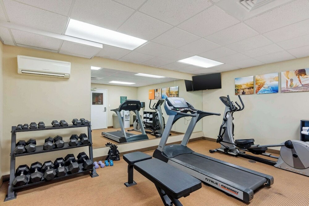 Фото Comfort Inn & Suites