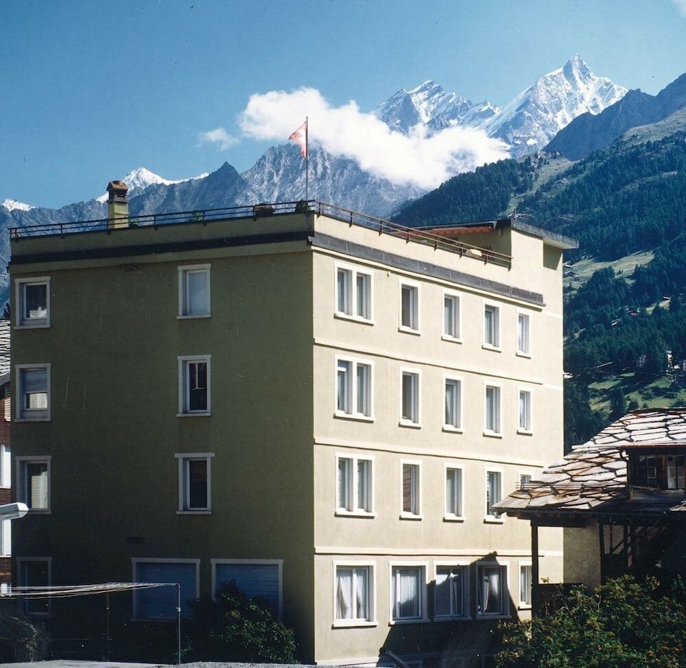 Фото Le Petit Charme-inn