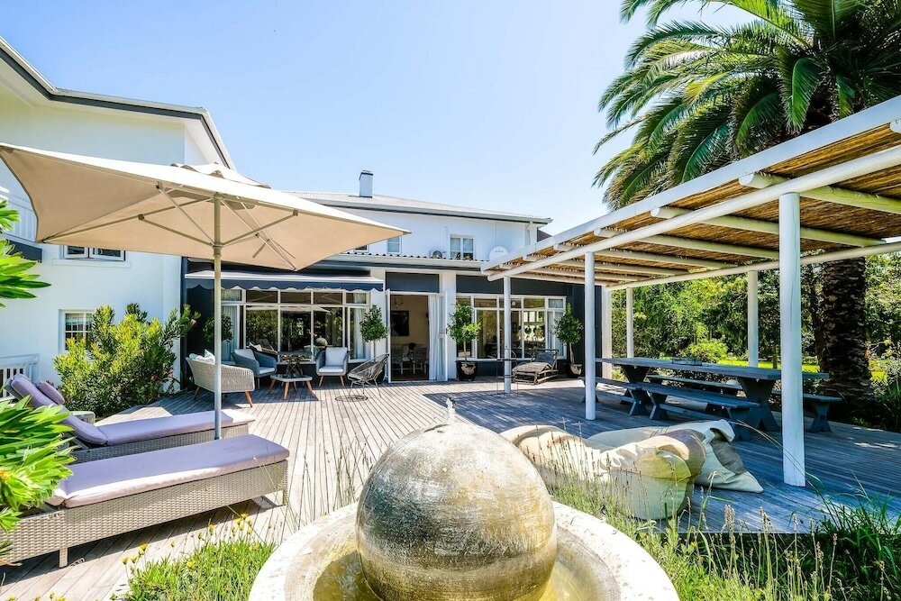 Фото No. 10 Caledon Street Guest House