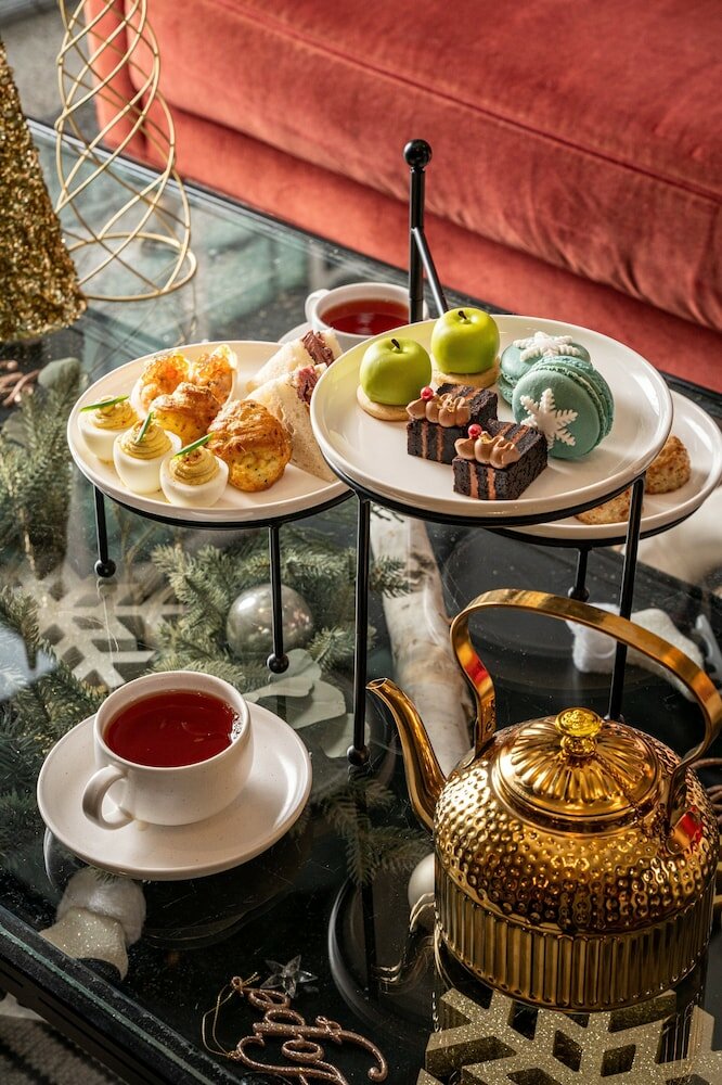 Фото Halcyon - a hotel in Cherry Creek