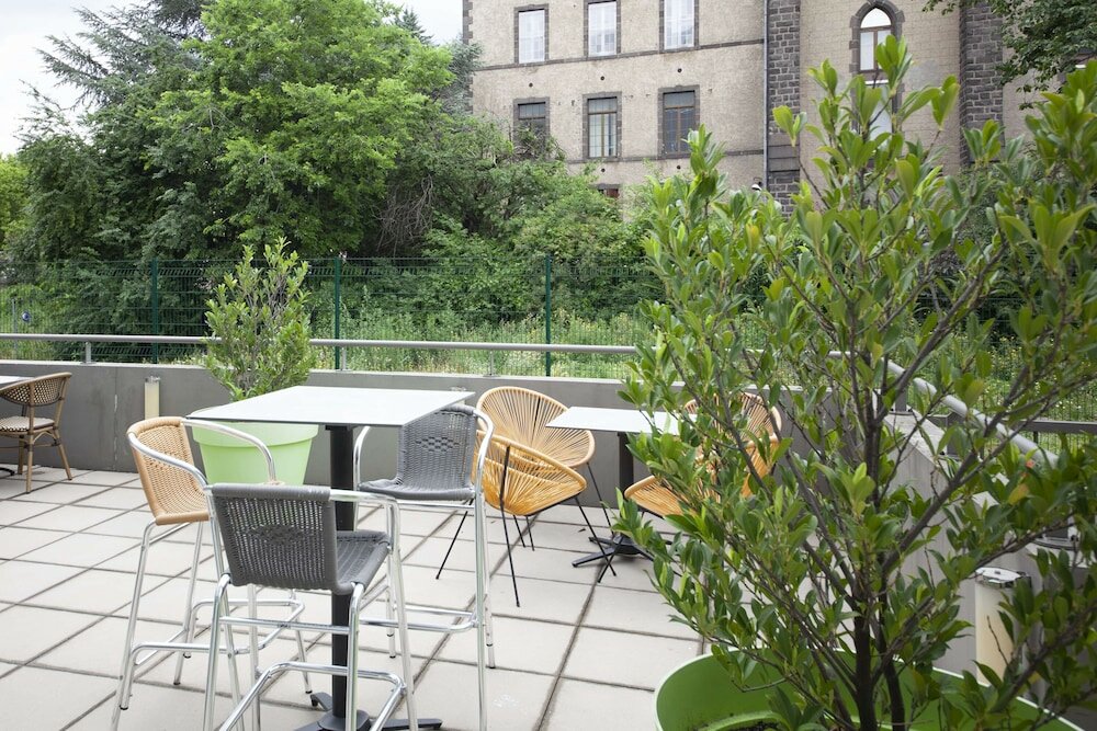 Фото Campanile Clermont Ferrand Centre