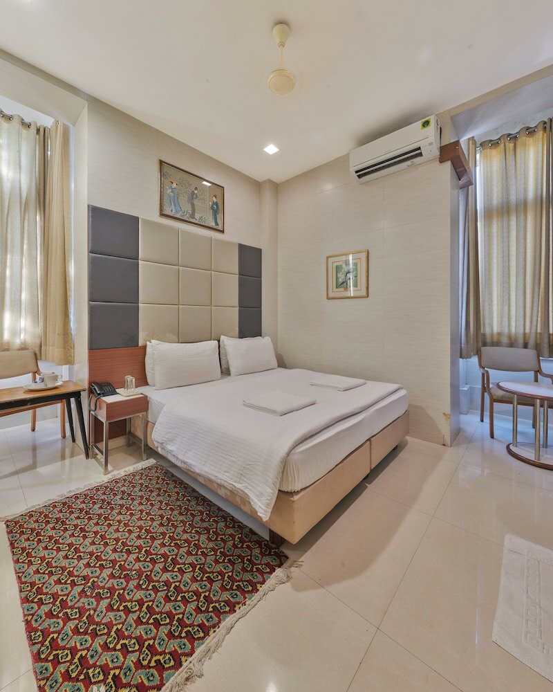 Фото Elphinstone Hotel