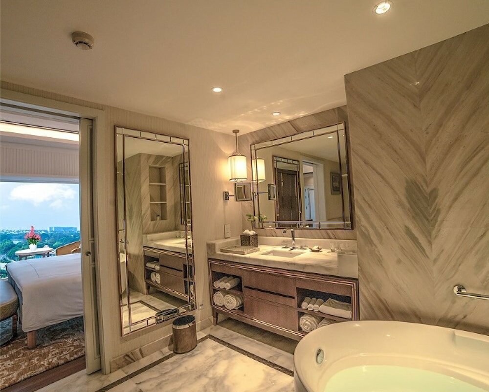 Фото Taj MG Road, Bengaluru