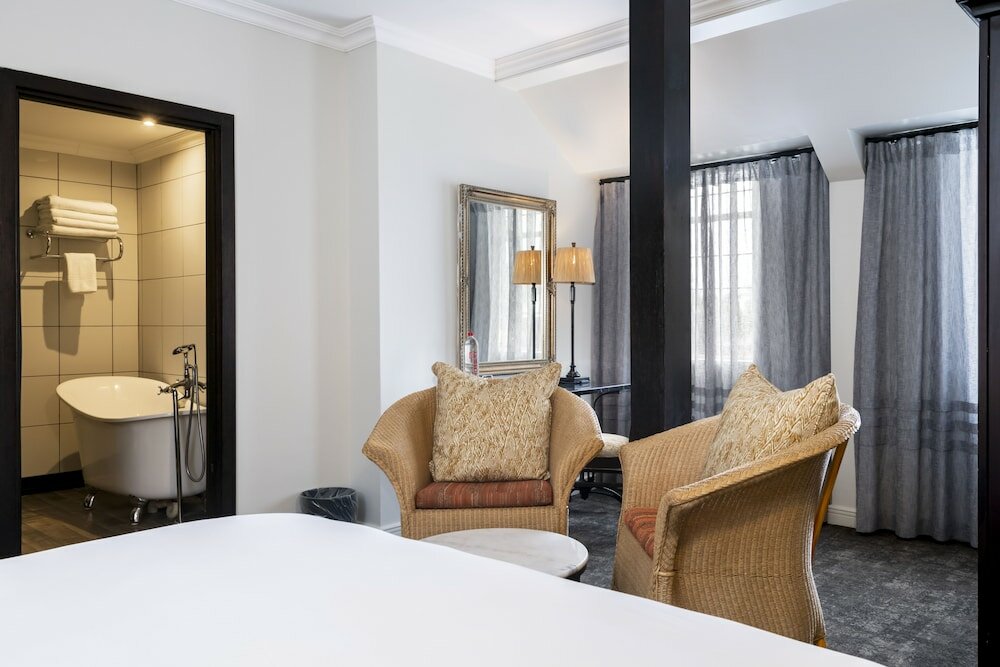 Фото Anew Hotel Hilton Pietermaritzburg