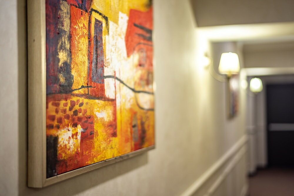 Фото Mildom Hotel