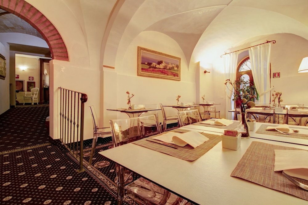 Фото Hotel La Locanda