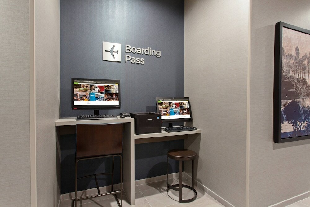 Фото Courtyard by Marriott San Diego El Cajon