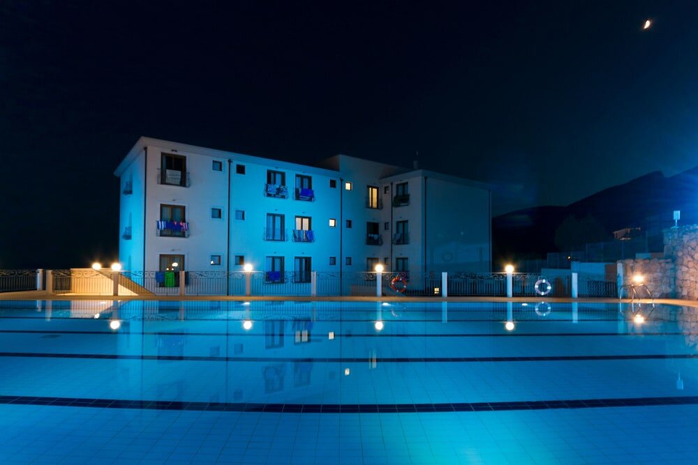 Фото Hotel Brancamaria