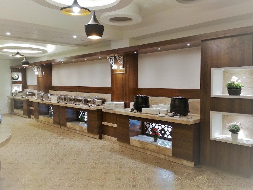 Фото White Castle Corporate Residences