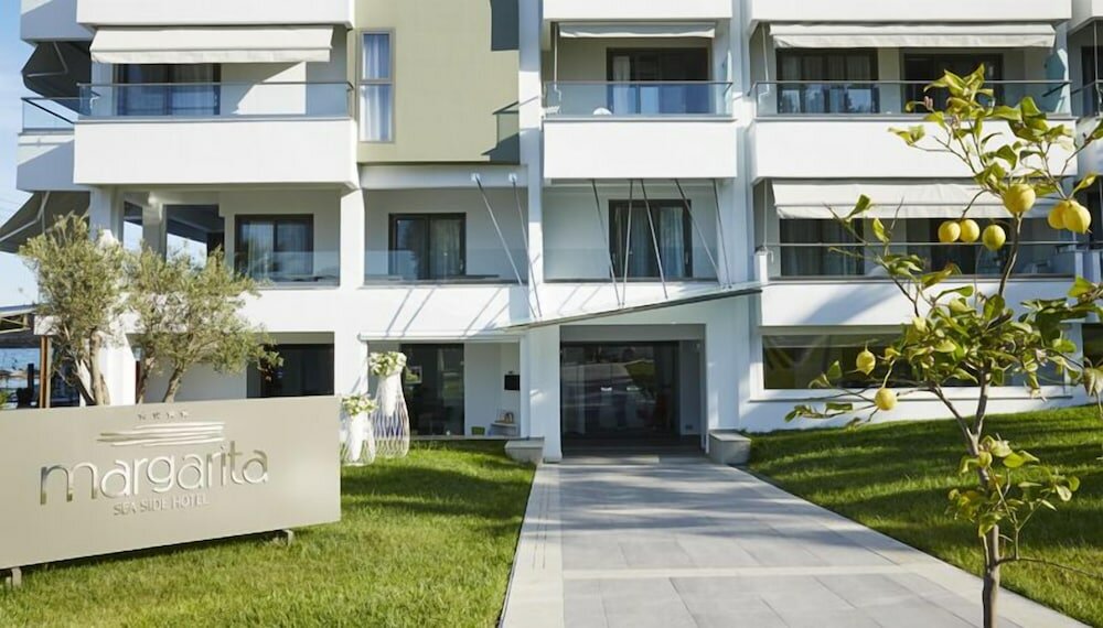 Фото Margarita Sea Side Hotel