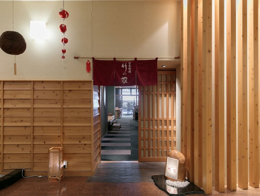 Фото Nara Royal Hotel