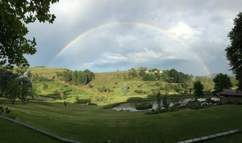 Внешний вид отеля Malachite Manor в Муниципалитете Ква-Сани, фото 4