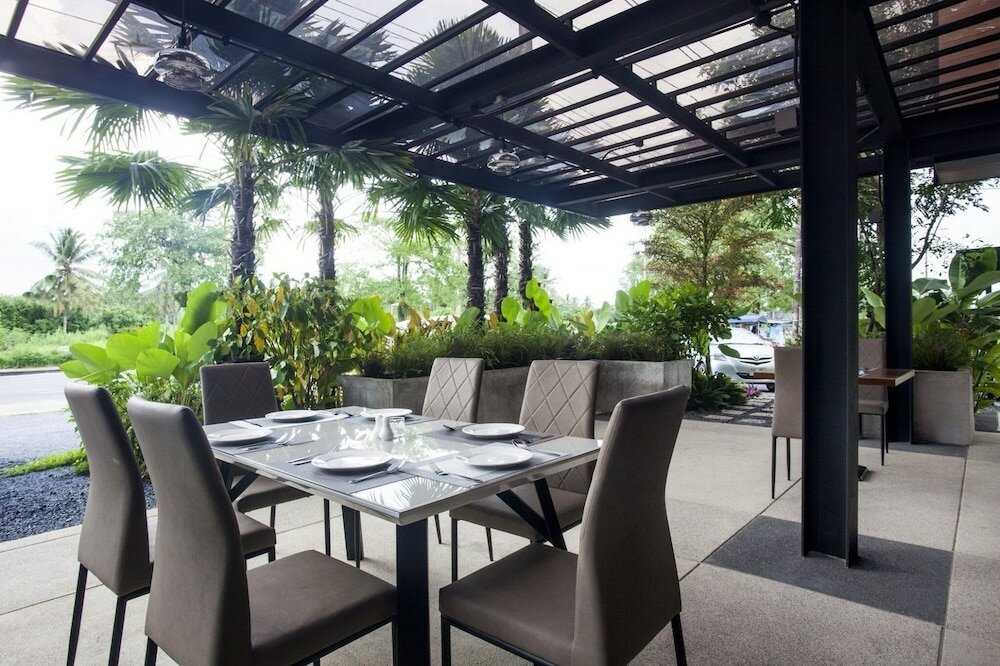 Фото The Glory Gold Hotel