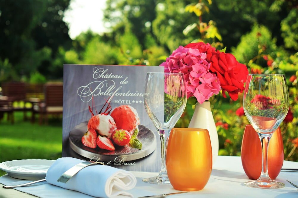 Фото Chateau de Bellefontaine