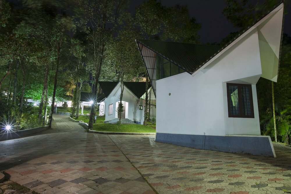 Фото Misty Lake Resort