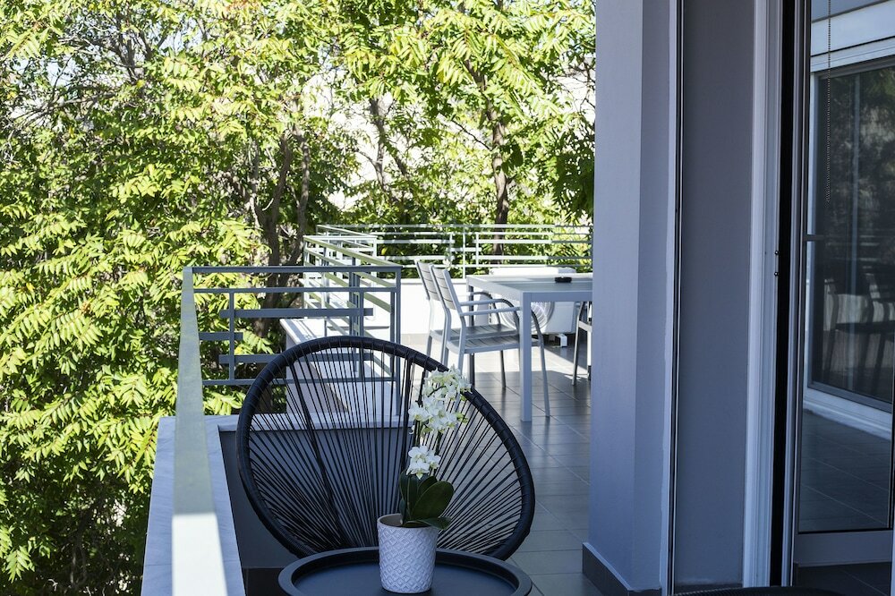 Фото 12 Keys Apartments