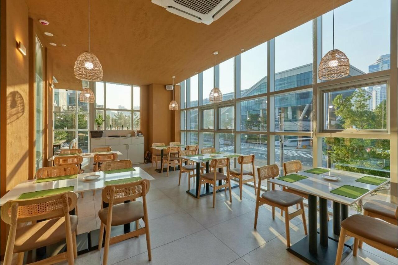 Фото Travelodge Suites Busan Centum