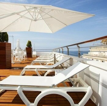 Фото Hotel Voramar Benidorm