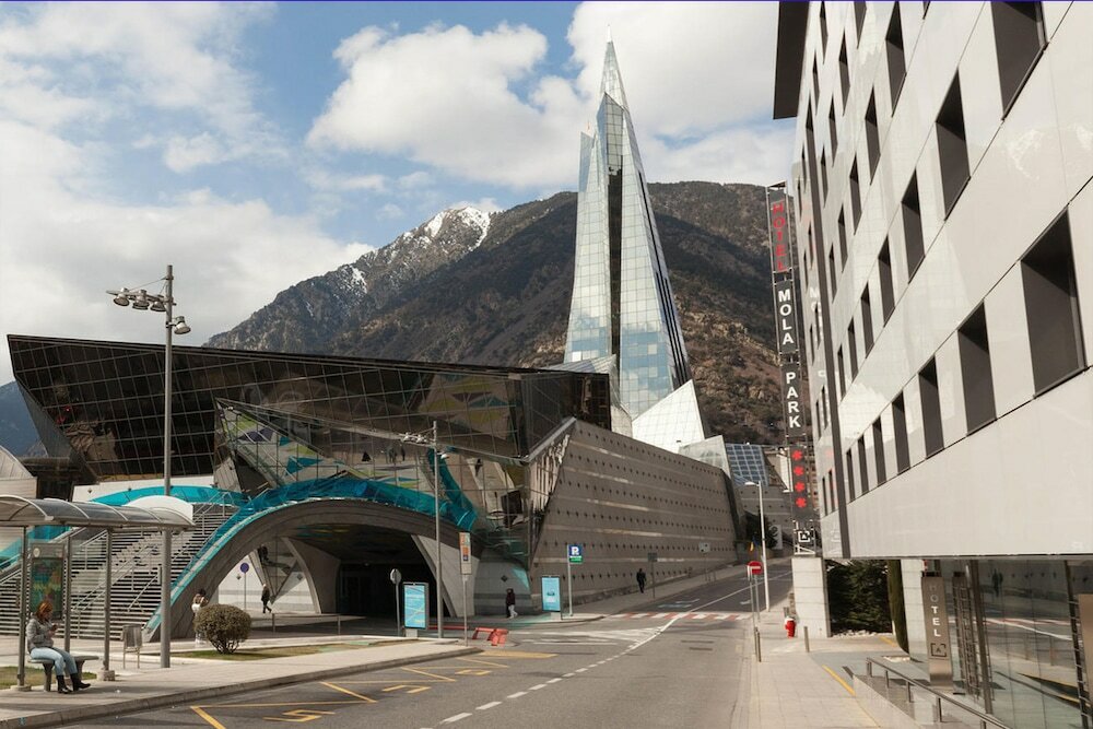 Фото отеля 2