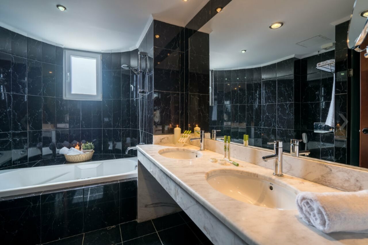 Фото Galaxy Beach Resort, Bw Premier Collection