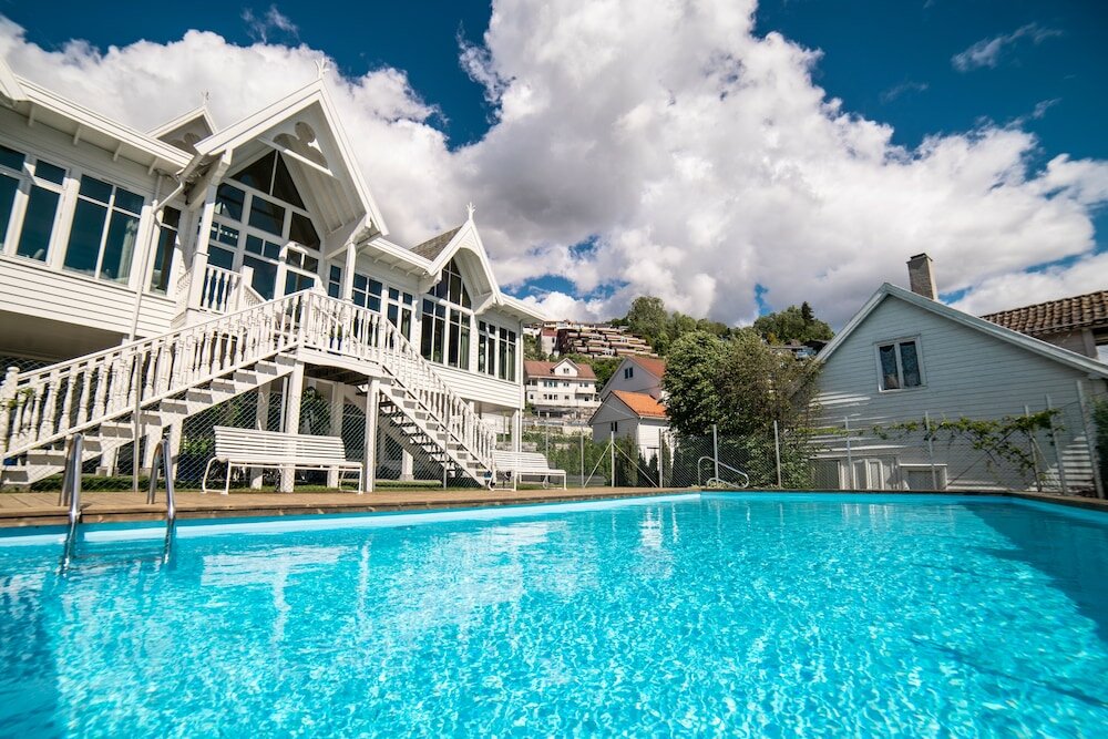 Фото Hofslund Fjord Hotel