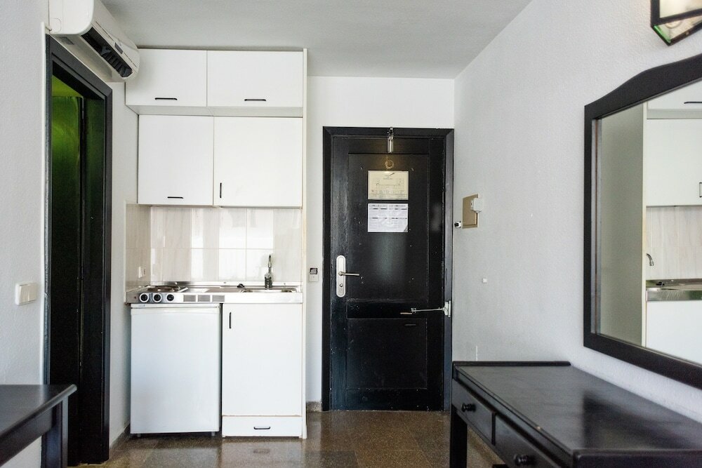 Фото Ibiza Rocks Hotel