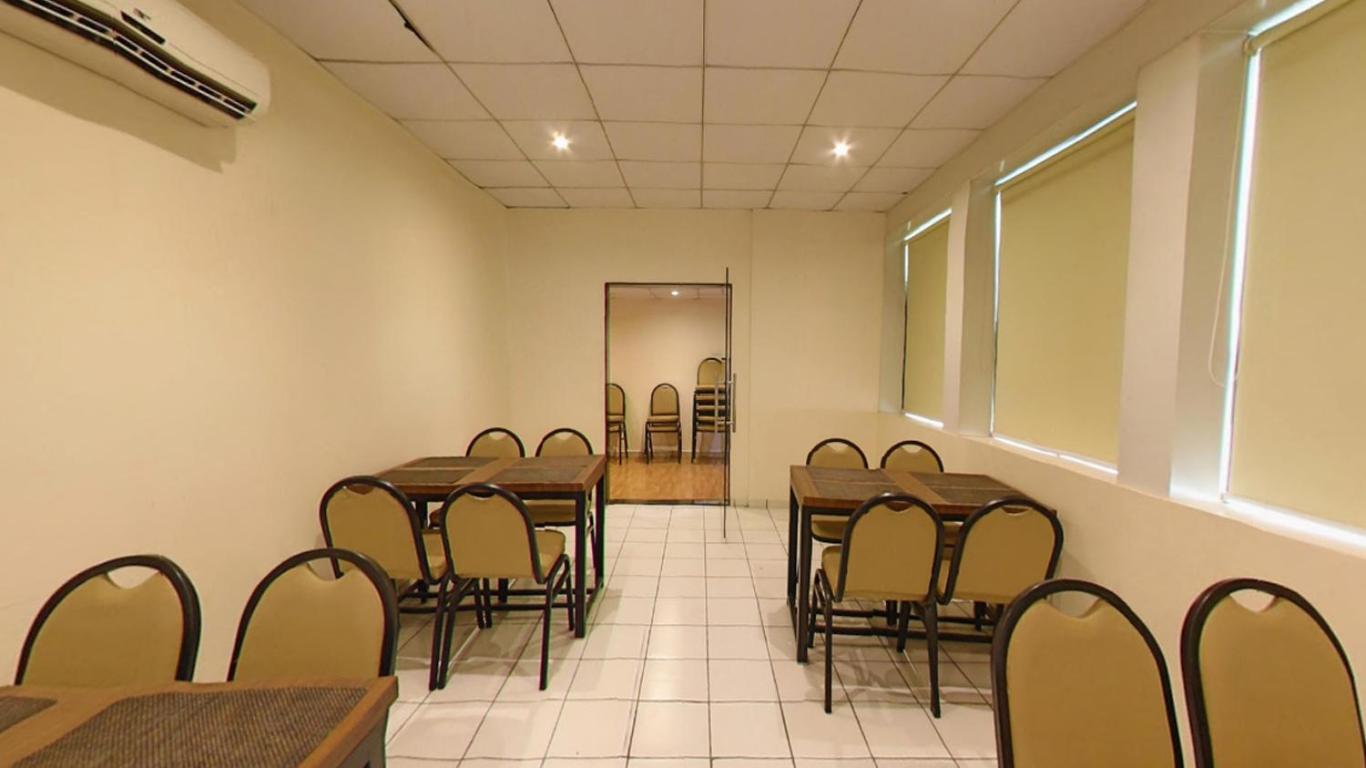 Фото Hotel Jyoti