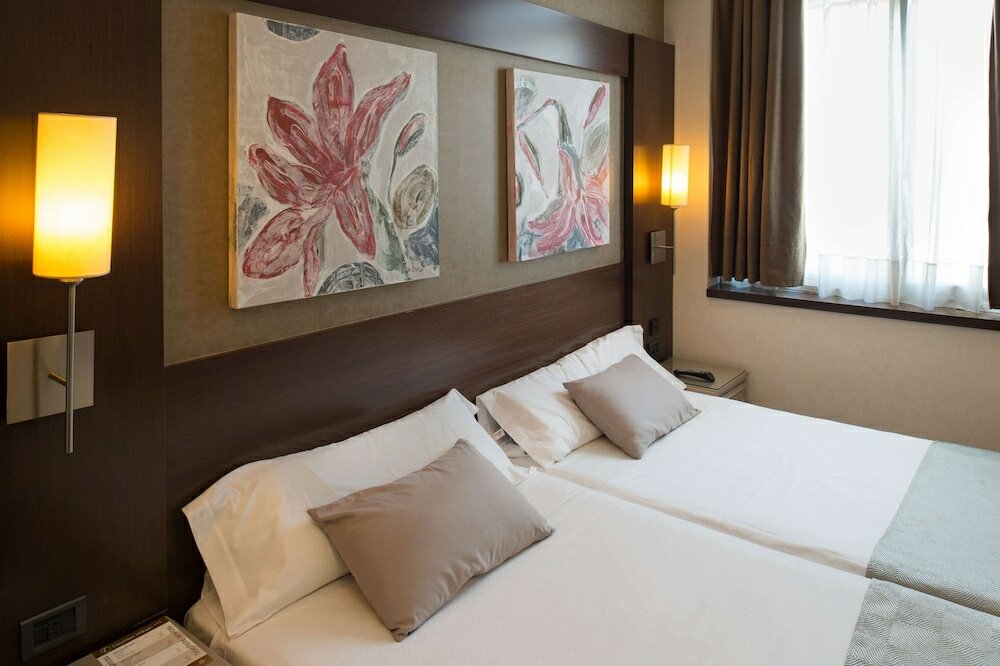 Фото Catalonia Mikado