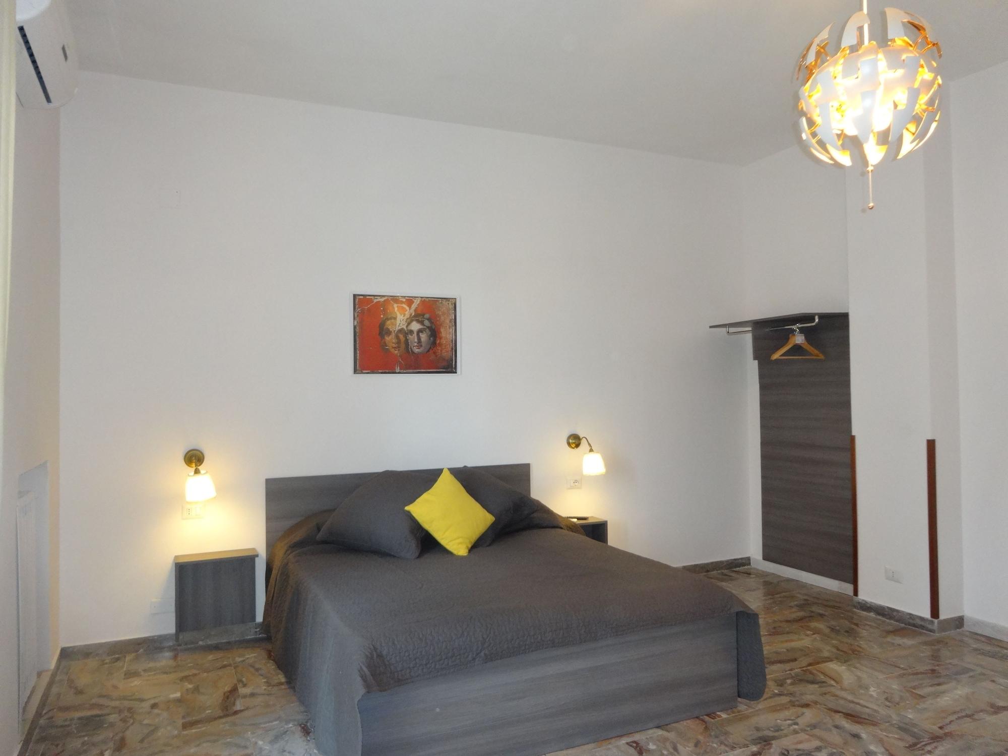 Фото Amphitheatrum Gate