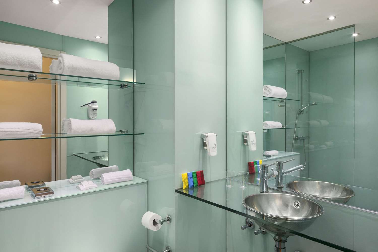 Фото Mitico Hotel