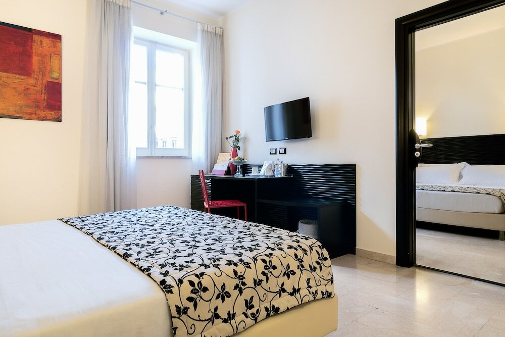 Фото Hotel Garibaldi