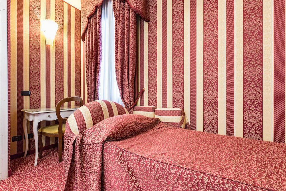 Фото Hotel Alcyone