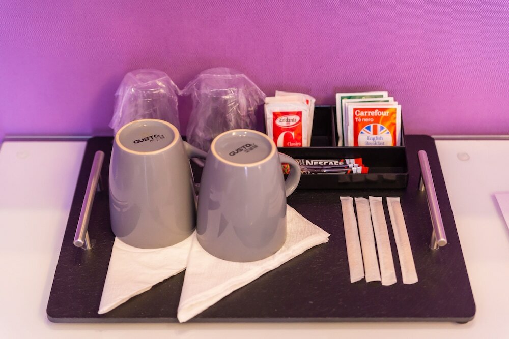 Фото Bh Napoli Railway