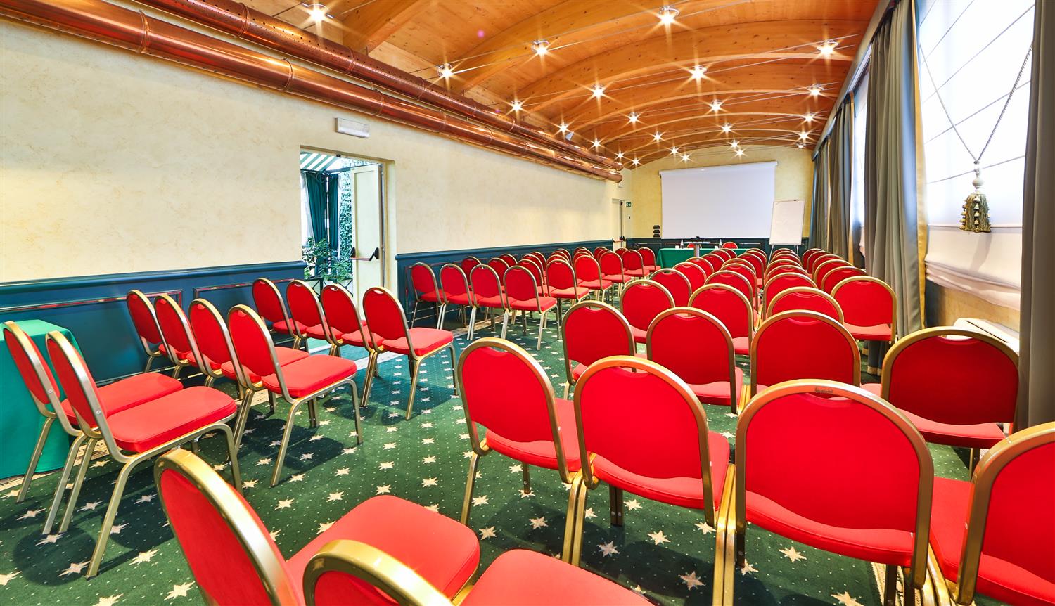 Фото Concorde Hotel