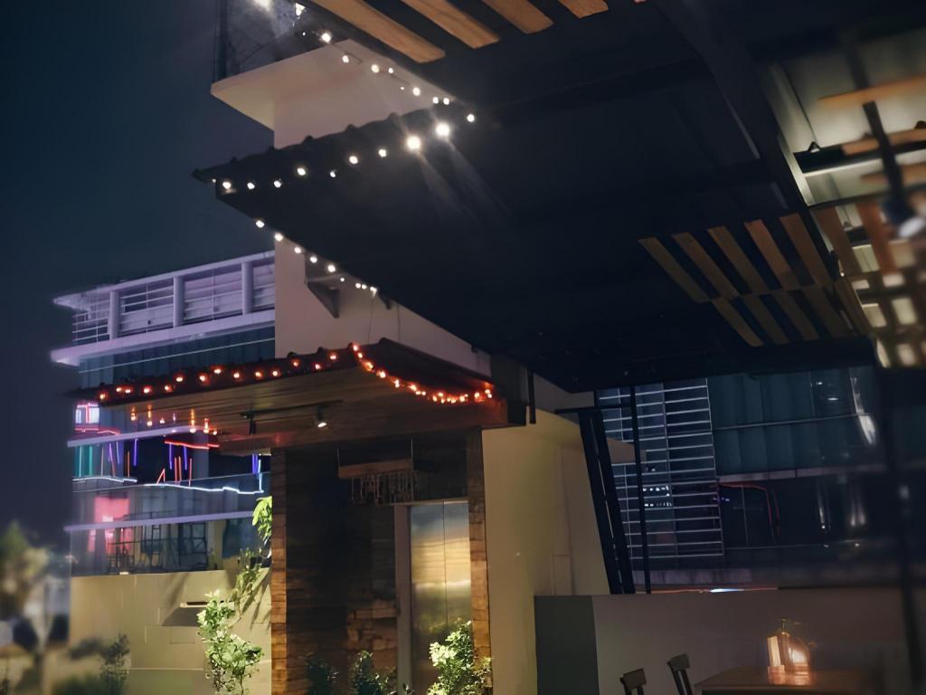 Фото Hotel Mustika Gajah Mada