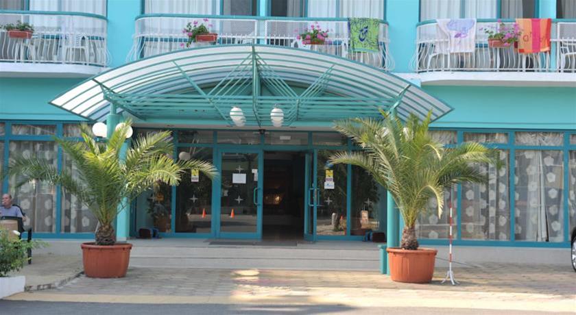 Фото Zefir Hotel