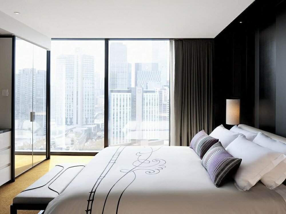 Фото Crown Metropol