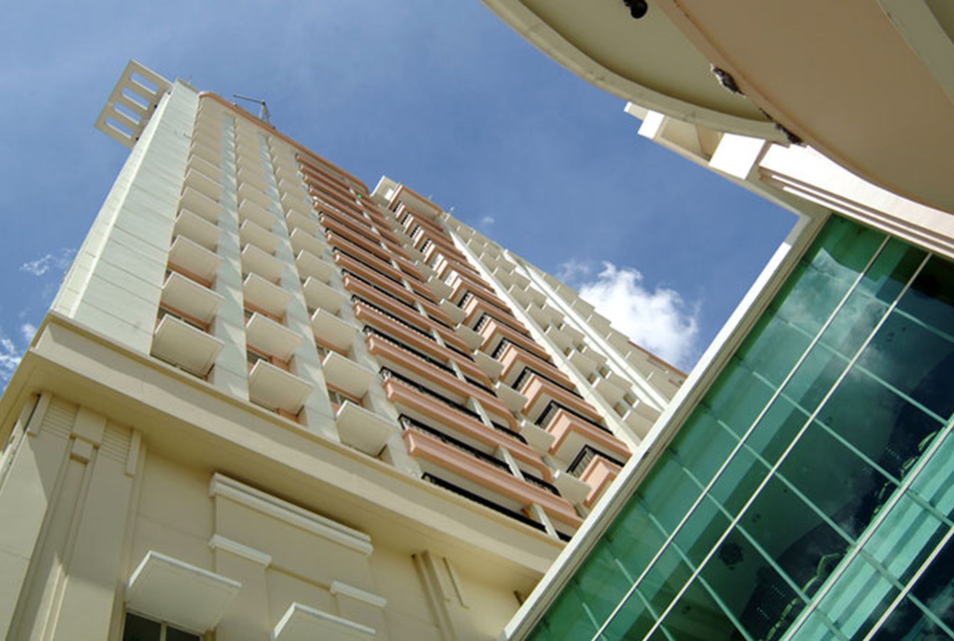 Фото Grand Dafam Braga Bandung