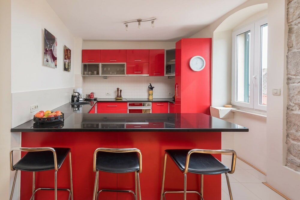 Фото Zephyrus Boutique Accommodation