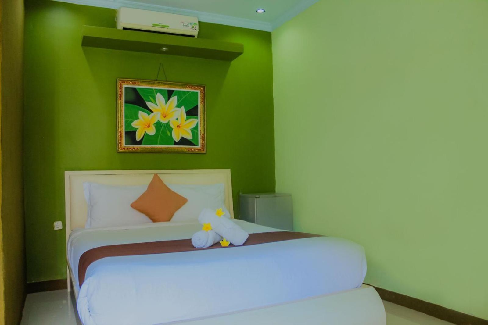 Фото Dedy Beach Inn