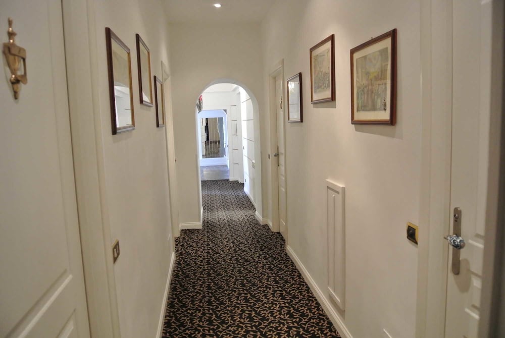 Фото Le Petit Real