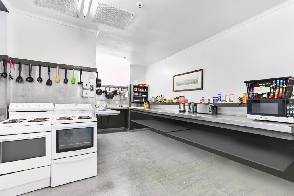 Фото Queen Street Backpackers