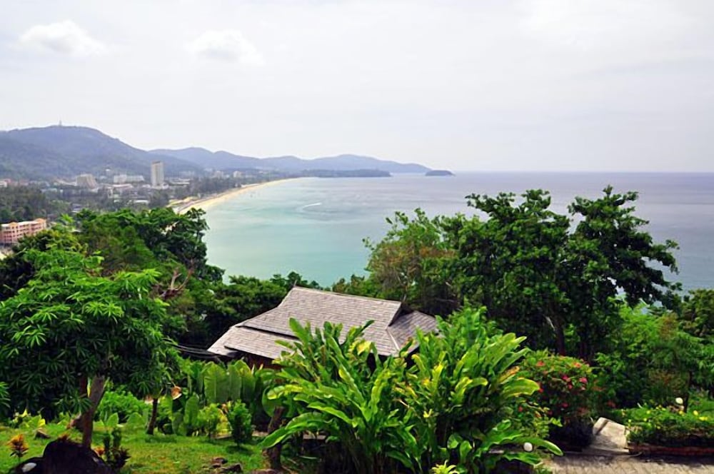 Фото Baan Karon Hill Phuket Resort