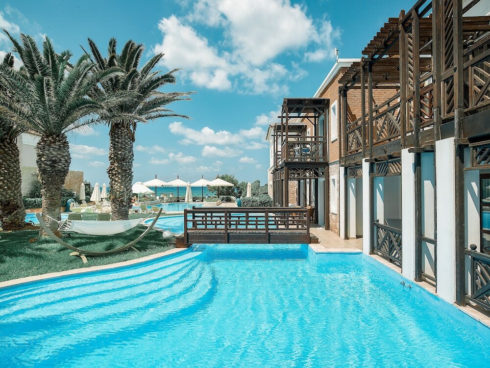 Фото Mitsis Royal Mare