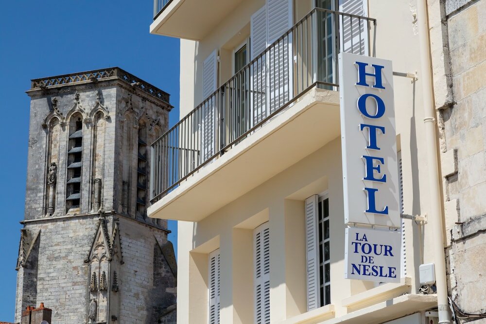 Фото Hôtel La Tour de Nesle La Rochelle Vieux Port
