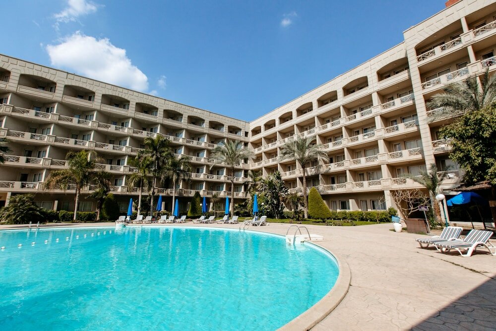 Фото Grand Pyramids Hotel